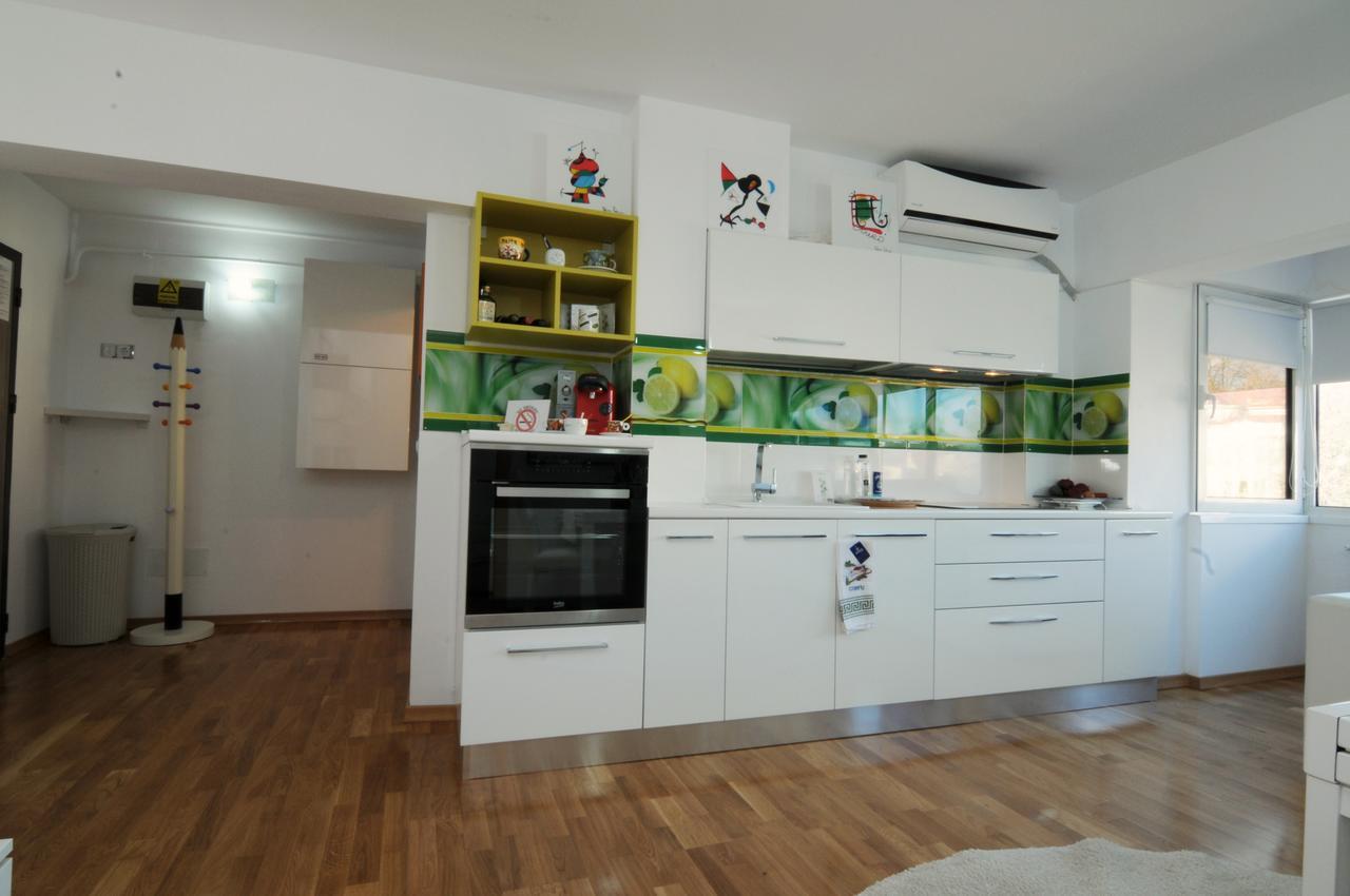 White Dream Suites Iasi Exterior foto